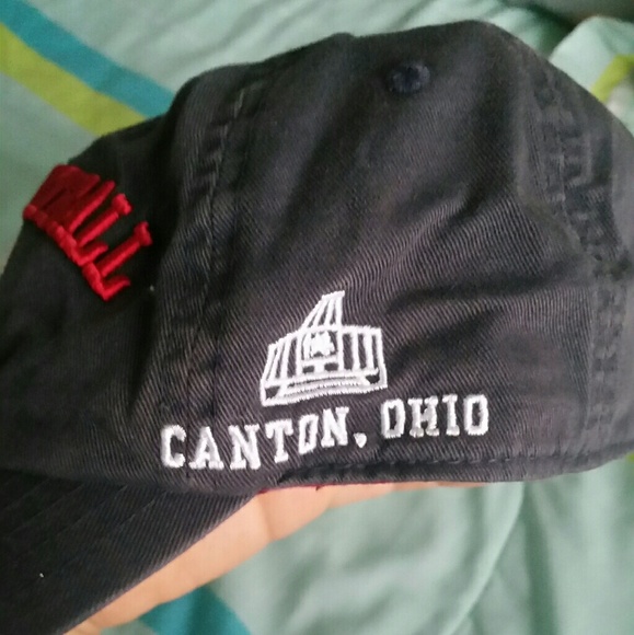 Hat - Picture 2 of 5